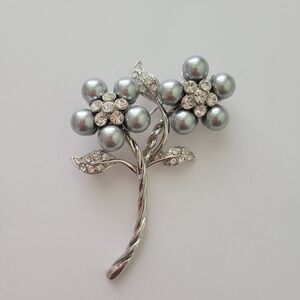 Vtg Statement Floral Brooch Pin Faux Gray Pearl Clear Rhinestone Silver Tone